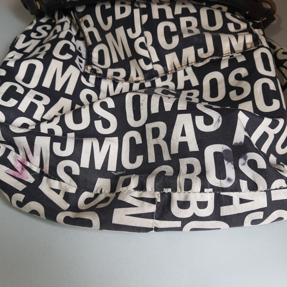 Marc Jacobs Q Hellier Crossbody/Hobo Bag - Picture 4 of 8